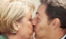 Bundeskanzlerin Angela Merkel (CDU, links) und der französische Staatspräsident Nicolas Sarkozy küssen sich auf einer Fotomontage, die zur neuen Werbekampagne des Bekleidungskonzerns Benetton gehört. Unter dem Titel «Unhate» zeigt die Kampagne sich küssende Politiker die im realen Leben unterschiedlichen Lagern angehören. Foto: picture alliance/dpa