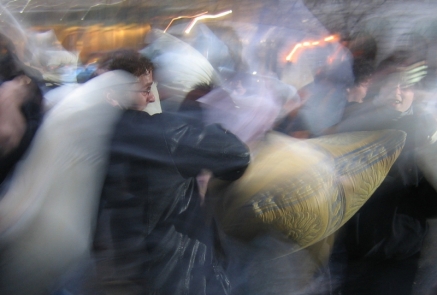 Kissenschlacht (Foto)