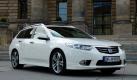 Der Accord braucht als Diesel weniger, logisch. Im Drittel pendelte sich sein Durst bei 7,1 Litern ein. Das liegt ebenfalls über dem, was der Hersteller in Aussicht stellt (5,7 Liter). Messungen bei einem vergleichbaren Passat TDI mit 170 PS jedoch ergaben, dass das Wolfsburger Konkurrenzaggregat im Schnitt zwischen 7,6 und 7,9 Liter auf 100 Kilometer konsumierte – also immer mindestens einen halben Liter mehr. Die Euro-5-Abgasnorm erfüllen übrigens beide Aggregate. Foto: news.de