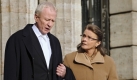 Frau Böhm (Senta Berger) wendet sich an den Staatsanwalt (Rainer Goernemann). Foto: WDR/Willi Weber/Zeitsprung