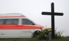 Im letzten Jahr sind so wenige Menschen wie noch nie auf Deutschlands Straßen gestorben, wie das Statistische Bundesamt mitteilte. Trotzdem sterben durchschnittlich 12 Menschen am Tag durch den Straßenverkehr.  Foto: ddp