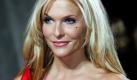 Fernsehmoderatorin Sonya Kraus bekommt ihr erstes Kind. Das Baby sei nicht geplant gewesen, es sei ein wunderbarer Unfall, sagte die 36-Jährige der Bild-Zeitung. Foto: dpa, ddp
