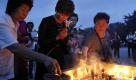 66 Jahre nach dem Atombombenabwurf über Hiroshima gedenken die Menschen der Opfer. An der Zeremonie nahmen Vertreter aus mehr als 60 Ländern teil. Bis heute leiden viele unter den Spätfolgen.
 Foto: dapd