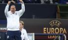 Huub Stevens und seine Schalker (l) treffen im Viertelfinale der Europa League auf Bilbao. Foto: Friso Gentsch Foto: dpa