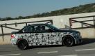 Für die besondere Würze sorgt wie schon beim 135i Coupé (306 PS) eine Turboaufladung. Zur Kraftübertragung steht wahrscheinlich neben einem Sechsgang-Handschaltgetriebe ein Doppelkupplungsgetriebe mit Schaltwippen am Lenkrad zur Verfügung. Foto: pi
