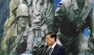 Der südkoreanische Premierminister Kim Hwang-sik hält eine Rede während der Feierlichkeiten, die an den Ausbruch des Koreakrieges vor 61 Jahren erinnern. Kim Hwang-sik sprach im War Memorial Museum in Seoul. Foto: dapd