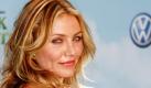 Die amerikanische Schauspielerin Cameron Diaz wird mit ihren 37 Jahren immer wieder auf ihr jugendliches Aussehen angesprochen. Wie der Daily Star meldet, tut das California Girl aber auch einiges für ihren Körper. Gefragt nach ihren persönlichen Tipps zur Verbesserung von Optik und Wohlbefinden verriet sie: Ich denke, man muss Sport treiben, sich gesund ernähren, viel Wasser trinken, viel lachen und viel Sex haben. Ja, Sex! Wir Menschen brauchen das einfach. Foto: ddp