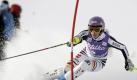 Maria Höfl-Riesch rutsche im zweiten Slalom-Durchgang weg und schied aus. Foto: Christophe Karaba Foto: dpa