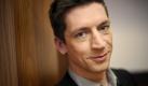 Steffen Hallaschka ist der neue Günther Jauch. Zumindest, was die Moderation von Stern TV angeht. Etwas überraschend beerbte der 39-Jährige den Großmeister zu Jahresbeginn und macht seine Sache höchst ordentlich. Wenn er noch etwas lockerer wird, wird aus ihm ein Großer, der er längenmäßig schon längst ist. Foto: dapd