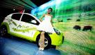 Grüne Autos liegen besonders im Trend bei der diesjährigen Auto-Messe China 2010 in Peking: Das elektrische Auto EK-2 des chinesischen Herstellers Geely ist eines davon. Foto: ap