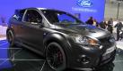 Mattschwarzer Flügelstürmer: Fords Focus RS 500 ist auf ebenso viele Exemplare limitiert - und bereits vergriffen. Foto: dpa
