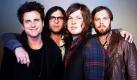 Ist es das Ende der US-Rockband Kings of Leon? Die mehrfach mit Platin ausgezeichnete Band (Sex on Fire) hat ihre US-Tour komplett abgesagt. Nachdem Sänger Caleb Followill bei einem Konzert in Dallas nach vier Liedern die Bühne verließ, heißt es nun offiziell, dass stimmliche Probleme des Sängers und allgemeine Erschöpfung der Grund seien. Insider berichten aber von Problemen innerhalb der Band. Foto: dapd