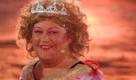 Cindy aus marzahn P-16012788386
Der Moderator Thomas Gottschalk begruesst am Pfingstsonntag (23.05.10) im spanischen Palma de Mallorca bei der ZDF-Unterhaltungssendung 'Wetten, dass..?' Comedian Cindy aus Marzahn. Die Sommerausgabe von 'Wetten, dass..?' mit Moderator Thomas Gottschalk. Die Sommerausgabe von 'Wetten, dass..?' wurde am Pfingstsonntag (23.05.10) live aus der Stierkampf-Arena 'Coliseo Balear' auf der Urlaubsinsel Mallorca ausgestrahlt. 

 Foto: ddp