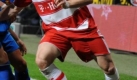 Stell Dir vor, der zieht wirklich mal richtige Fuball-Schuhe an. (Bayern-Prsident Franz Beckenbauer ber das rosafarbene Schuhwerk von Franck Ribry und mgliche Leistungssteigerungen) Foto: dpa