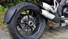 Pirelli Scorpion Trail: Der Pneu ist speziell für Reiseenduros entwickelt. Sein breites Einsatzgebiet lässt auch Schandtaten auf der Rennstrecke zu. Foto: news.de