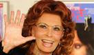 Die italienische Schauspielerin Sophia Loren besucht in Tokio eine Ausstellung, die ihrer Karriere gewidmet ist. Loren nimmt in Japan den 22. Prämium-Imperiale-Kultur-Award für ihre Arbeit für den Film entgegen. Foto: dpa