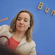 Schröder hält am Rechtsanspruch auf Kinderbetreuung fest (Foto)