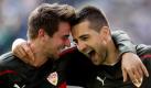 24. Spieltag: Schwaben-Party in Hamburg - Der VfB Stuttgart erteilt dem HSV eine Lehrstunde und gewinnt auswärts 4:0. Vedad Ibisevic (rechts) eröffnet den Torreigen, Martin Harnik trifft in seiner Geburtsstadt Hamburg zum 4:0-Endstand. Foto: dpa