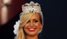 Stephanie Ziolko konnte sich im albanischen Tirana den Titel der «Miss Globe International 2011» sichern. Die Baden-Württembergerin setzte sich gegen 40 Teilnehmerinnen aus aller Welt durch. Foto: dpa