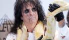 Tom Waits, Alice Cooper, Neil Diamond in der «Hall of Fame»
Vorspann: 	
Text: 	

New York (dpa) - Neil Diamond, Alice Cooper und Tom Waits dürfen sich nun Mitglieder der angesehenen «Rock and Roll Hall of Fame» nennen. Insgesamt acht Musikgrößen und Persönlichkeiten wurden in einer feierlichen Zeremonie im noblen New Yorker Hotel Waldorf- Astoria in die Ruhmeshalle des Rock and Roll eingeführt. Die Aufnahme gilt als höchste Auszeichnung für Musiker des Genres und darf frühestens 25 Jahre nach Erscheinen ihrer ersten Platte erfolgen.
Ressort: 	Schlaglichter
Schlagworte: 	Leute/Musik/USA/ Foto: dapd