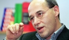 Nach der Wiedervereinigung zieht Gysi in den Bundestag ein: Er holt das einzige Direktmandat für die PDS und steht der PDS-Gruppe im Bundestag, die ab 1998 auch Fraktionsstatus bekommt, bis 2000 vor. Foto: ddp