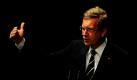 Bundespräsident Christian Wulff spricht im Konzerthaus in Berlin-Mitte bei einem Festakt zu den Jubiläen der Humboldt-Universität zu Berlin, der Charite-Universitätsmedizin Berlin und der Berlin-Brandenburgischen Akademie der Wissenschaften. Die Veranstaltung war der Auftakt für die Jubiläums-Festwoche im Berliner Wissenschaftsjahr 2010. Foto: ap