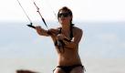 Anna Fenninger beim Kitesurfen im österreichischen Podersdorf. Foto: imago