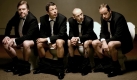 Und immer wieder:Selbstironie. Wie hier bei einem Fotoshooting für das 2007 erschienene Album Fornika. Foto: Sony BMG
