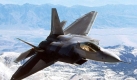 Die F-22 des amerikanischenRstungsbauers Lockheed Martin ist der Nachfolger des Allzweck-Fliegers F-15. Mit der neuen Maschine wollen die USA auch knftig die Lufthoheit behaupten. Das Flugzeug war auch inzwischen auch im Film Transformers zu sehen, dort als irdische Tarnform eines bsen Roboters. Foto: dpa