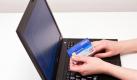 Praktisch von zu Hause aus die Bankgeschäfte erledigen, das verspricht das Online-Banking. Damit es kein böses Erwachen gibt, sollte man allerdings einige Sicherheitshinweise beachten. Foto: Andrea Warnecke Foto: dpa