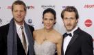 Henning Baum (von links), Bettina Zimmermann und David Rott stehen der Verleihung der International Emmy Awards in New York über den Roten Teppich. Die Deutschen gingen bei der Preisverleihung aber leer aus. Foto: dpa