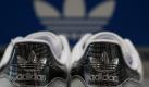 Adidas ist nach eigenen Angaben in allen wichtigen Regionen und Vertriebskanälen sowie bei allen Marken gewachsen. So oder so zählt der deutsche Sportartikel- und Bekleidungshersteller seit Jahren zu einer der führenden und wertvollsten Marken weltweit. Foto: dpa