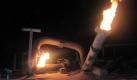 Flammen schlagen aus der explodierten Sinai-Pipeline. Foto: dpa