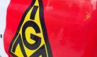 Die IG Metall lehnte die Offerten der Arbeitgeber für die Tarifgebiete Bayern und Mitte (Hessen, Rheinland-Pfalz, Saarland, Thüringen) als «Mogelpackung» ab. Foto: Friso Gentsch/Archiv Foto: dpa