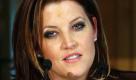 Sie ist das einzige Kind des legendären King of Rock: Lisa Marie Presley. Als Elvis Presley starb, war sie gerade einmal neun Jahre alt. Den Tod des berühmten Vaters konnte sie lange nicht verarbeiten. Angeblich sei der Sängerin das erst 2003 mit dem Album To whom it may concern gelungen. Seit ihrer Teenagerzeit ist Lisa Marie Presley Mitglied bei Scientology. Sie war vier Mal verheiratet, u. a mit Michael Jackson und Nicolas Cage, und hat vier Kinder. Foto: dpa