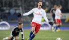 Und Hamburgs Jacopo Sala durfte gar das erste Mal überhaupt in der Bundesliga jubeln. In seinem dritten Spiel für den HSV erzielte der Italiener das zwischenzeitliche 1:0 für den Nordklub. Foto: dpa