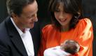 Nachwuchs im Hause Cameron:Die britische Premierminister David Cameron und seine Frau Samantha präsentieren ihre gerade geborene Tochter Florence Rose Endellion stolz der Presse.  Foto: ap