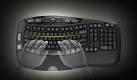 Ergonomische Tastaturen gibt es von verschiedenen Herstellern.Prominent sind beispielsweise Logitech und Microsoft.Diese Geräte zeichnen sich durch ein geteiltes Tastenfeld aus, zudem sind sie zeltförmig gewölbt.  Foto: Logitech