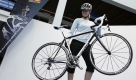 Für die High-End-Freunde dürfte dieses Karbonmodell des Herstellers Simplon von Interesse sein. Foto: Foto: Messe Friedrichshafen, www.messe-friedrichshafen.de