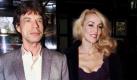 Mick Jagger ist seiner Ehefrau Jerry Hall wohl mehr als einmal fremdgegangen, aber einmal war einmal zu viel. Als der Frontmann der Rolling Stones 1999 eine Affäre mit dem brasilianischen Model Luciana Morad hatte und diese von dem Rockstar auch noch ein Kind erwartete, platzte auch der toleranten Jerry der Kragen. Nach neun Jahren Ehe und vier gemeinsamen Kindern ließ sie sich noch im selben Jahr von Mick Jagger scheiden. Foto: dpa