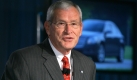 Der Leiter des Verwaltungsrates von General Motors (GM), Edward Whitacre Jr., spricht zu Journalisten in Detroit, Michigan, USA, (Archivbild vom 10. Juli 2009). Der Verwaltungrat hat 13 Mitglieder. Unter ihnen sind viele einstige Größen der US-Industrie. Der 68-jährige Edward Whitacre Jr. leitet auf Wunsch von US- Präsident Obama den hochkarätigen Verwaltungsrat.

 Foto: dpa