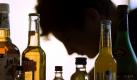 Was hilft gegen Alkoholmissbrauch bei Jugendlichen? Strengere Gesetze oder mehr Vorbeugung? (Bild: Jens Büttner/dpa) Foto: dpa