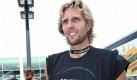 Dirk Nowitzki hat es offenbar wieder erwischt. Wie die Bild-Zeitung berichtet, ist der Basketball-Star frisch verliebt. Die neue Frau an seiner Seite ist die Schwedin Jessica Olsson. Sie lebt wie Nowitzki in Dallas/Texas, arbeitet dort als Managerin einer Kunstgalerie, die Popstar George Michael gehört. Es steht alles noch am Anfang, das muss sich jetzt entwickeln, sagte der Stars der Dallas Mavericks der Bild. Foto: dpa