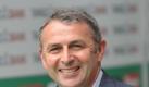 Werder-Manager Klaus Allofs glaubt, dass Bremen sogar dem FC Bayern gefährlich werden kann. Foto: dpa