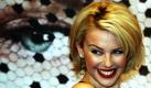 Die aus Australien stammende PopsängerinKylie Minogue und ihr Freund sind wohl nach wie vor ein Paar. Das meldet die britische Boulevardzeitung The Sun. Nachdem in den vergangenen Tagen Trennungsgerüchte kursiert waren, räumt Miss Minogue jetzt mit diesen auf. Sie twitterte: Schenkt ihnen einfach keine Beachtung. Kylie ist mit dem spanischen Model Andres Velencoso Segura liiert. Foto: dpa