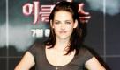 Kristen Stewart gilt als eine Stil-Ikone  die US-Schauspielerin selbst jedoch sieht sich eher als burschikosen Typ. Ich bin mit zwei Brüdern aufgewachsen und habe lieber mit den Jungs Baseball oder Schlagzeug gespielt, als das Schminken zu üben, sagte sie im Interview mit dem Magazin Gala. Die 20-Jährige wurde in den vergangenen Jahren als Isabella Bella Swan in den Verfilmungen der Bis(s)-Vampir-Romane von Stephenie Meyer weltberühmt. Foto: dpa