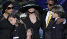 Singer Janet Jackson, Paris Jackson, LaToya Jackson, Randy Jackson and Prince Michael onstage at the conclusion of the memorial service for Michael Jackson at the Staples Center in Los Angeles, California, USA, 07 July 2009.
 Foto: dpa