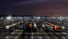 Güterzüge stehen auf Europas größtem Rangierbahnhof in Maschen in der Nähe von Hamburg. Die Lokführergewerkschaft GDL hat ihren mehrstündigen Streik im Güterverkehr planmäßig begonnen. Foto: dpa