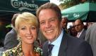 Als Fernsehfrau Sabine Christiansen 2002 die Scheidung von Theo Baltz einreichte, war nicht nur die Ehe der beiden zerbrochen. Auch die Freundschaft von Ulla Kock am Brink und Sabine Christiansen war da schon Geschichte. Denn Theo Baltz hatte seine Frau mit deren besten Freundin betrogen. Nur ein Jahr später heirateten Baltz und Kock am Brink. Im März gab das Paar die Trennung bekannt.  Foto: dpa