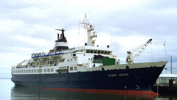 Vom ehemaligen russischen Kreuzfahrtschiff